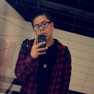 Meet your Posher, Felipe